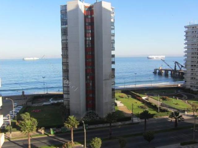 $1.100.000 MENSUAL AÑO CORRIDO FRENTE A PLAYA ACAPULCO VISTA