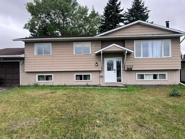 #1 10709 Cyprus Court 1, Dawson Creek