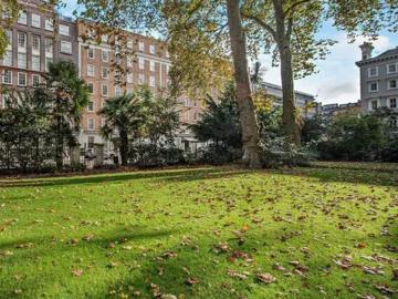 1 10 Lowndes Square, London, SW1X 9HB, United Kingdom | 3 bed apartment for rent #166900481 | Rentberry