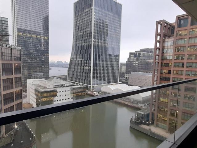 1 1102 Wards Place, London E14, Studio to rent, £2,600 pcm | PrimeLocation
