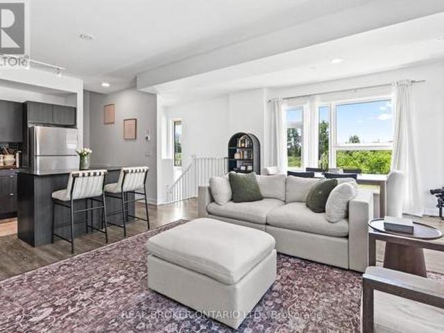 1 1121 Cooke Boulevard, Burlington, ON, L7T 0C3 townhouse for lease | Listing ID W13796 | Royal LePage