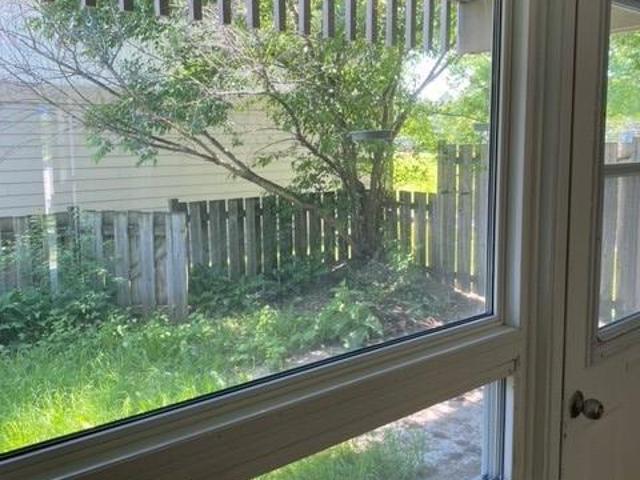 1 120Beaverbrook Lane, Kanata, ON K2K 1L8 MetCap Living