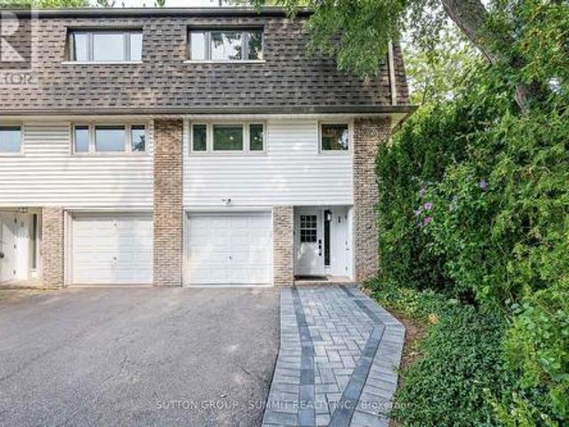 1 1270 Gainsborough Drive, Oakville, ON, L6H 2L2 townhouse for sale | Listing ID W13676 | Royal LePage