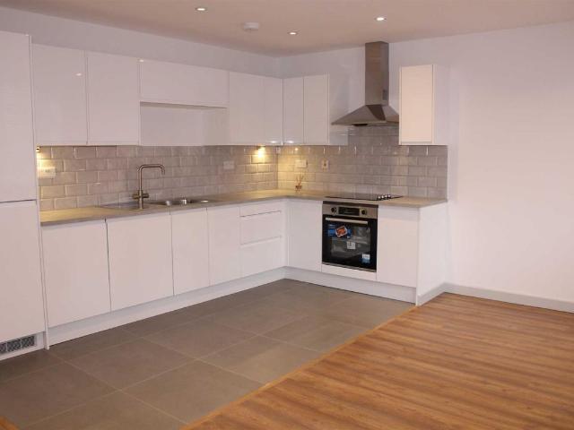 1 24 Trinity Road, Dudley DY1, 1 bed flat to rent, £725 pcm | PrimeLocation