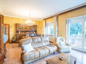 900 / mese, 120 Mq Tecnocasa.it 61144919