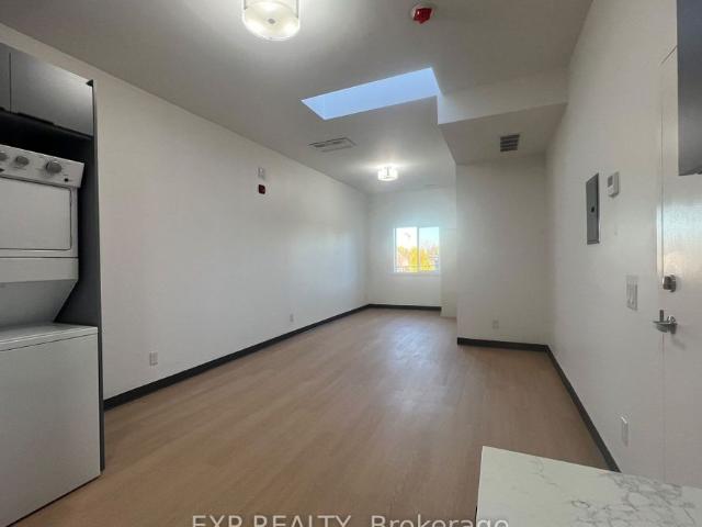 1 264 268 Ottawa Street N, Hamilton