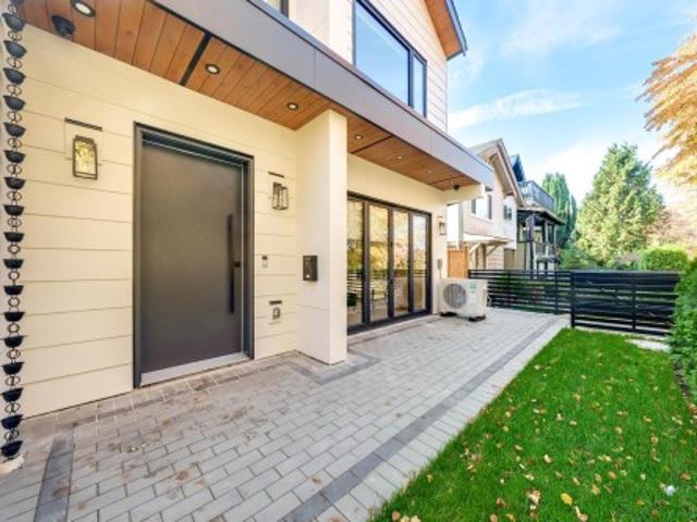 1 2686 Mcgill Street, Vancouver, BC, V5K 1H3 duplex for sale | Listing ID R3177 | Royal LePage