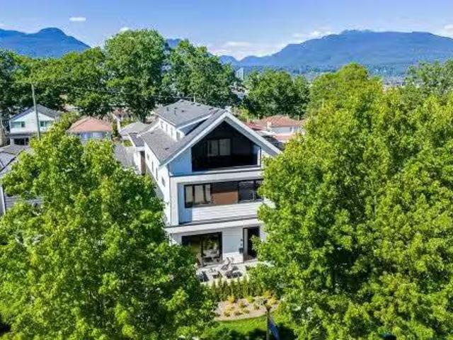 1 2875 Cambridge Street, Vancouver, BC, V5J 3Z1 duplex for s.