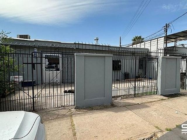 $ 1.200.000 Casa en Arriendo en Macul 4 dormitorios 3 baños / Gestión y Propiedad