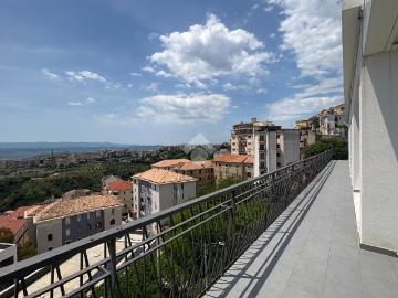 1.200 / mese, 140 Mq Tecnocasa.it 61227196