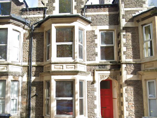£1,200 PCM, Two Bedroom Second Floor Flat in Howard Gardens, Adamsdown, Cardiff, CF24 0EF