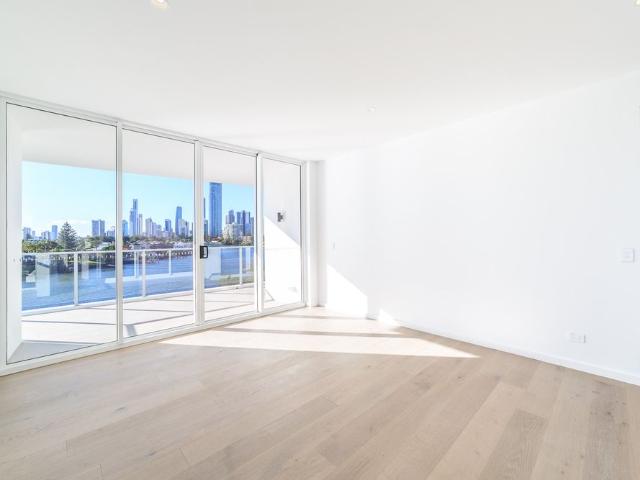 $1,200 per week / $4,800 Bond