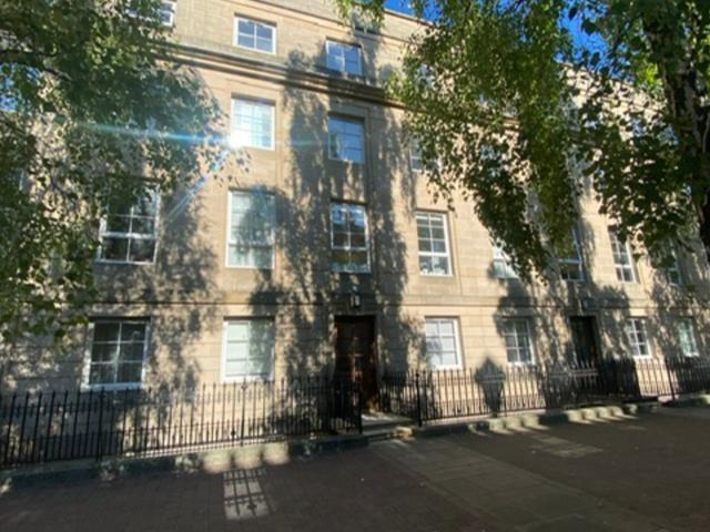 £1,200 PM·St. Andrews Square, Glasgow City Centre