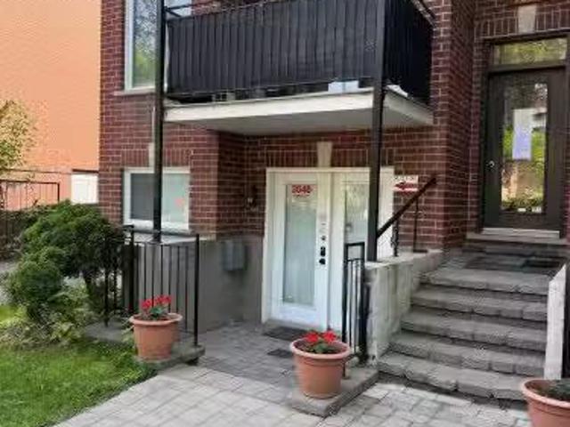 1 2040 Boul. Décarie, Montréal Côte Des Neiges/Notre Dame De.