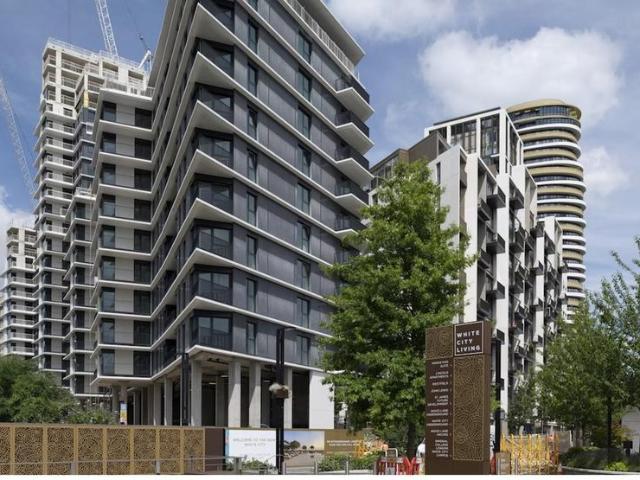1 20 Batman Close, London, W12 7NX, United Kingdom | 1 bed apartment for rent #139071275 | Rentberry