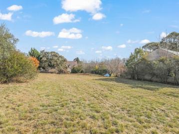 1,214sqm Vacant Land Private & Rare