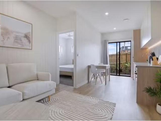 1.2/22 Nerida Lane, MILTON Apartment for rent Listed by Yamil.