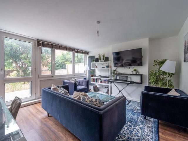 1 23 Bordon Walk, London, SW15 4JG, United Kingdom | 3 bed apartment for rent #136443075 | Rentberry