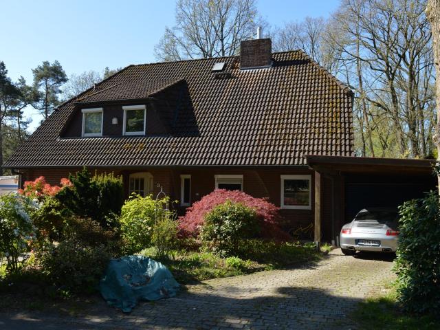 1 2 Familien Haus m. Voll Keller, Traumgarten, 2023 Heizung, ruhige Traum Wohnlage, frei ab 02 2027
