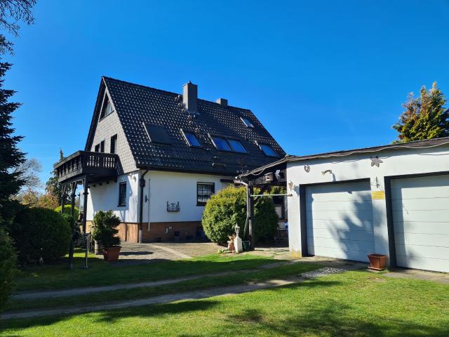1 2 Familienhaus im schönen Saalsdorf in der Nähe von Wolfsburg mit Doppelgarage