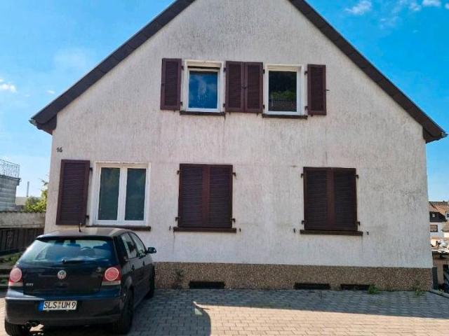 1 2 Familienhaus in bester Lage Dillingens