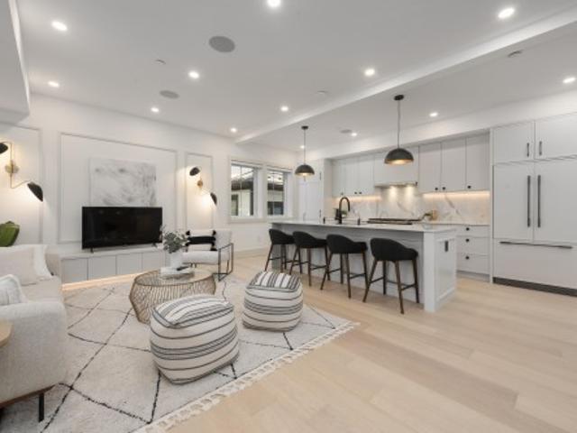 1 375 33Rd Avenue E, Vancouver, BC, V5V 2Z8 duplex for sale | Listing ID R3116 | Royal LePage