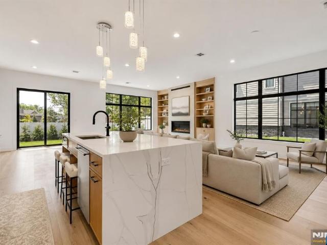 1 38 Virginia B, Fair Lawn, US, NJ