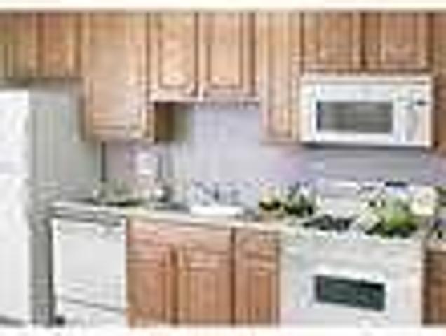 $1,392/mo 2 bedrooms Reading must see to believe. Pet OK!