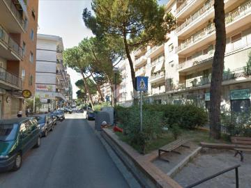 1.300 / mese, 130 Mq Tecnocasa.it 61220909