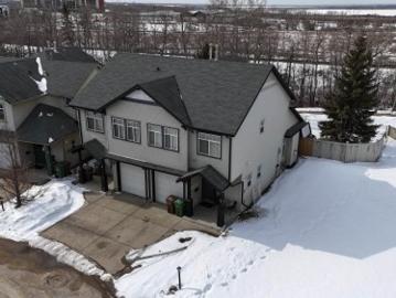 St Albert, Alberta - Patio, Garden, Fireplace