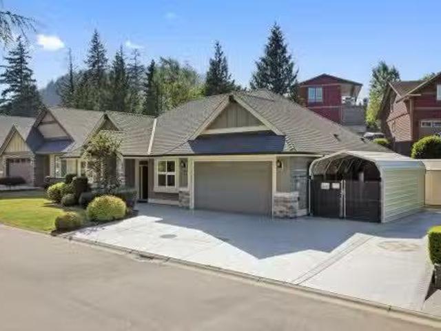 1 45348 Magdalena Place, Cultus Lake, BC, V2R 0K7 Single Fam.