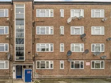 1 48 Maple Avenue, London, W3 7LE, United Kingdom | 5 bed apartment for rent #140397048 | Rentberry