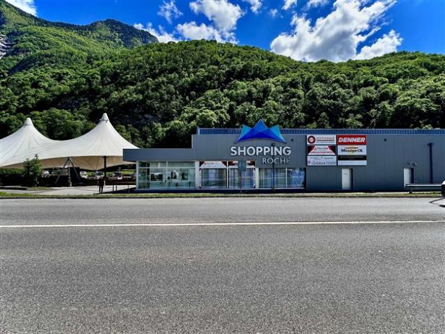1.400 m² sind im SHOPPING ROCHE Einkaufszentrum verfügbar