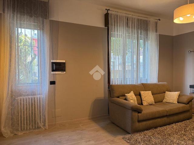 1.400 / mese, 100 Mq Tecnocasa.it 61195942