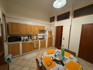 1.400 / mese, 95 Mq Tecnocasa.it 61212864