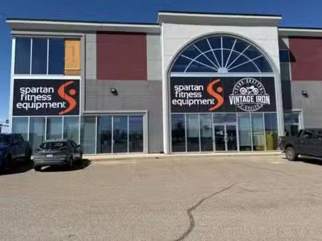 #1 40 Strachan Court Se, Medicine Hat, AB, T1B 4R7 commercia.