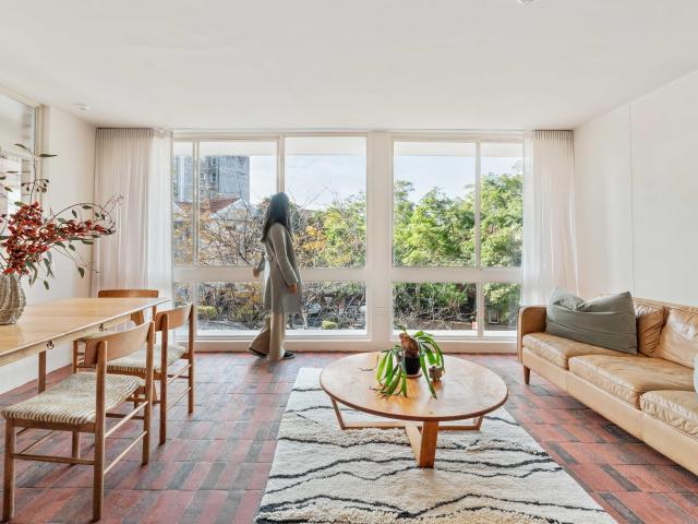 1 / 41 49 Roslyn Gardens, Elizabeth Bay NSW 2011 | BresicWhitney