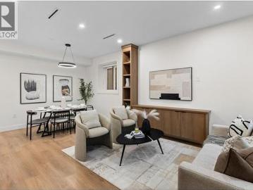 Greater Vancouver - Garden, Parking