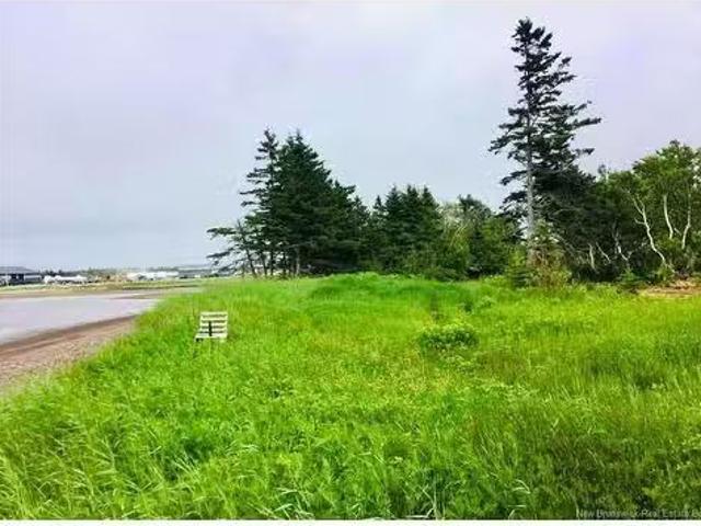 1.4 Acres Route 113, Haut Lamèque, NB, E8T 3L4 vacant land f.
