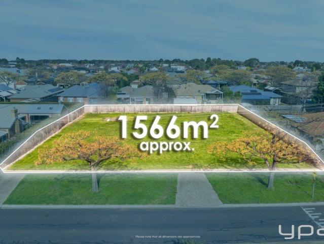 1,566m2 BLANK CANVAS WITH DEVELOPMENT POTENTIAL