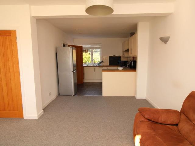 £1,595 To Let
