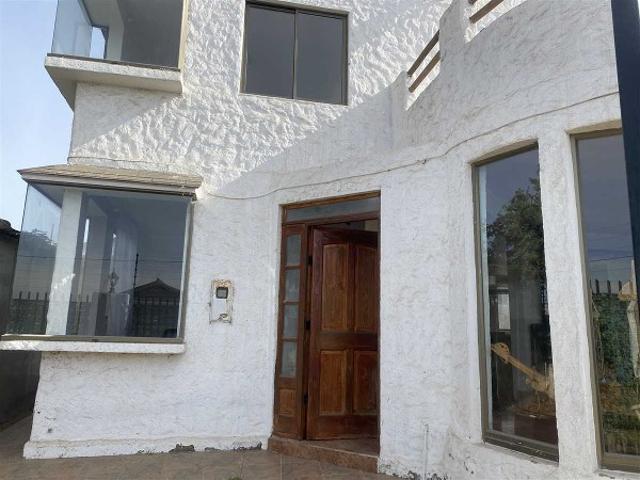 $ 1.500.000 Casa en Arriendo en Coquimbo 7 dormitorios 4 baños / Corredores Premium Chile SpA
