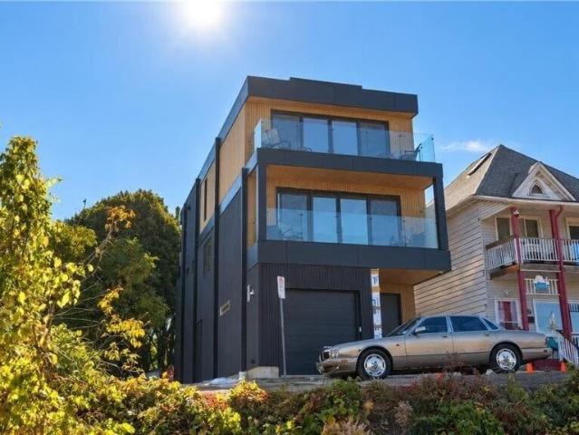 1 512 Bay Street, Hamilton