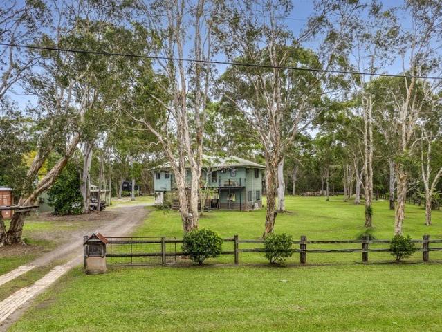 1.5 Acres On The Coast. For Once, You Don't Have to Choose
