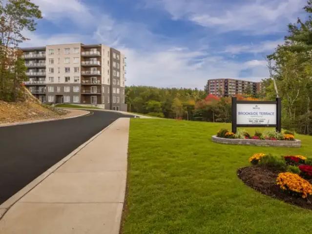 1.5 Bedroom Apartment Bedford Nova Scotia 105505262