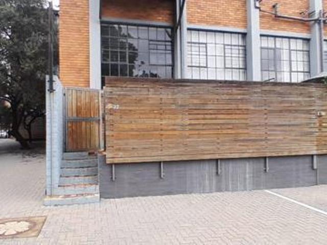 1.5 Bedroom Apartment in Braamfontein