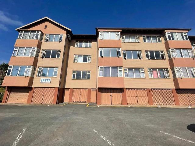 1.5 Bedroom Apartment to Rent in Ocean View
