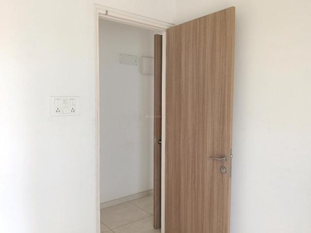 1.5 BHK Apartment in Thane West for rent Thane. The reference number is 20397237