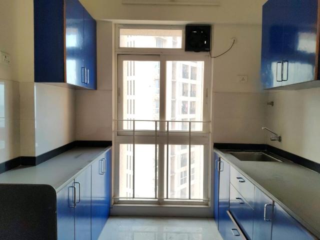 1.5 BHK Apartment in Thane West for resale Thane. The reference number is 18685551