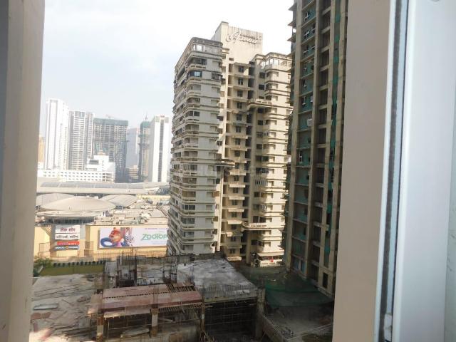 1.5 BHK Apartment in Thane West for resale Thane. The reference number is 21156280